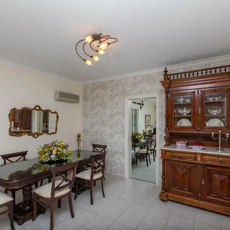 Pelagia Σβορωνάτα